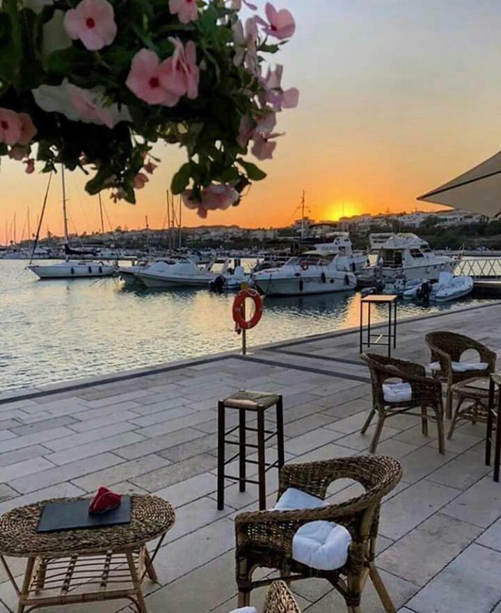 Molo Di Levante - Rent Apartment Marina di Ragusa Kültér fotó